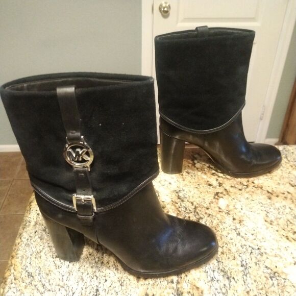 Michael Kors Signature Black Leather Ankle Suede Fulton Harness Boots Sz 10 M - Picture 1 of 13